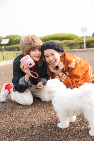 ファッション誌『mer』に、しばさき＆村田倫子の「チェキ旅」が掲載♪ fashion151216_mer_14-320x480 