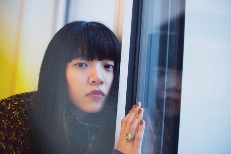 あいみょん が9枚のチェキを通して語る、今の自分に影響を与えている