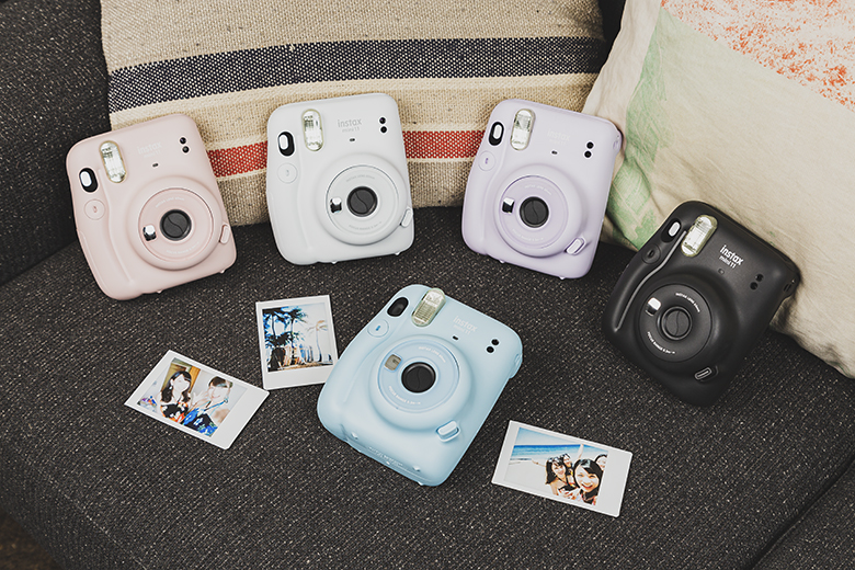 チェキの使い方講座！「“チェキ” instax mini 11」の使い方をマスター 