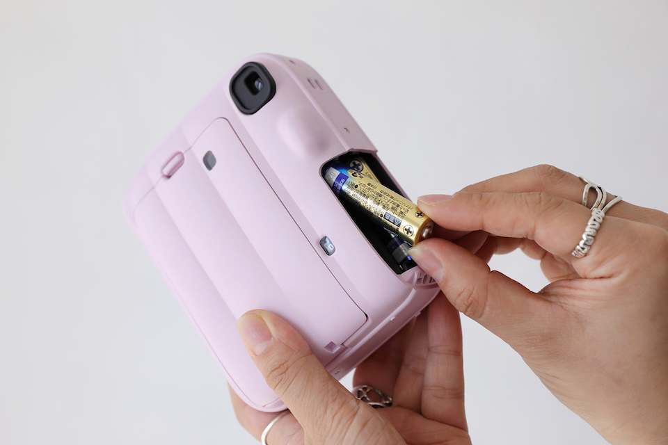 チェキ™の使い方講座！「instax mini 13™」の使い方をマスターしよう