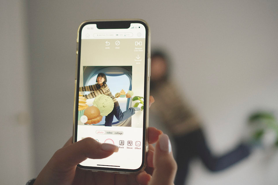 ARエフェクトを選んでいるスマホ画面の写真