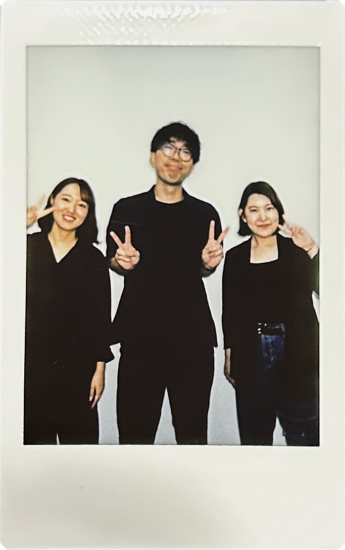 今井さん、大島さん、橋本さんを撮影したチェキプリント