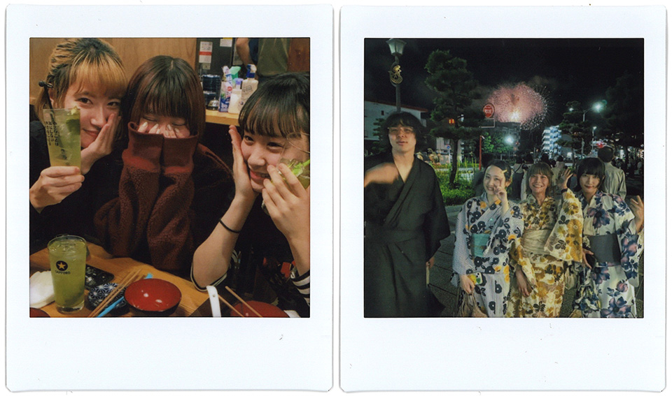 メンバー3人で食事している画像と浴衣を着ている画像をチェキプリント