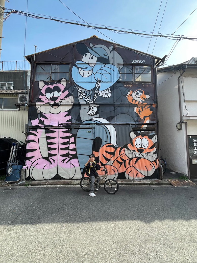 複数の動物が描かれた作品