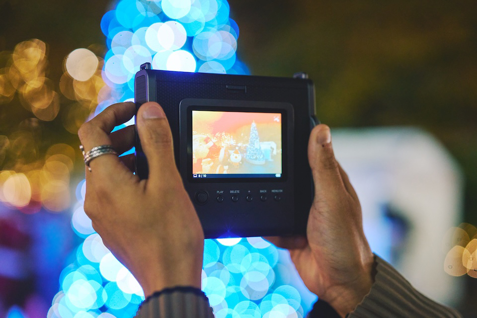 慎太郎さんがWIDE Evoで撮影している手元の写真