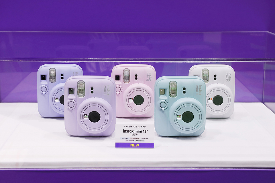 5色展開のmini 13