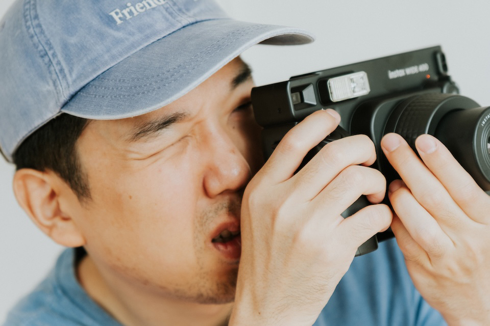 余白があるからカッコいい」。ミュージシャン・安部勇磨がinstax WIDE