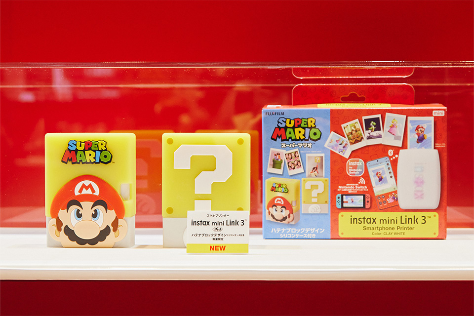 「instax mini Link 3™(クレイホワイト)」と「スーパーマリオ」のコラボセット