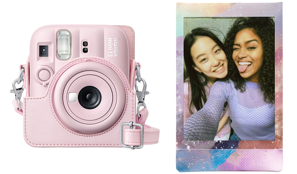 専用カメラケースと絵柄フィルムを使用したチェキプリント