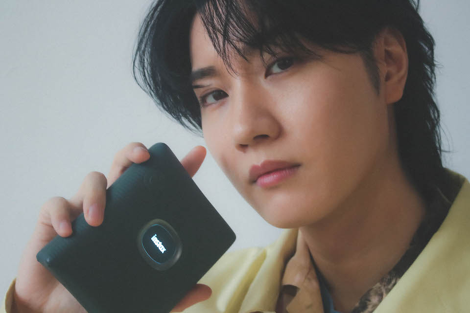 俳優、歌手・桜田通が初体験するスマホプリンターSQUARE Link。チェキプリント™で再認識した“人好きな”自分
